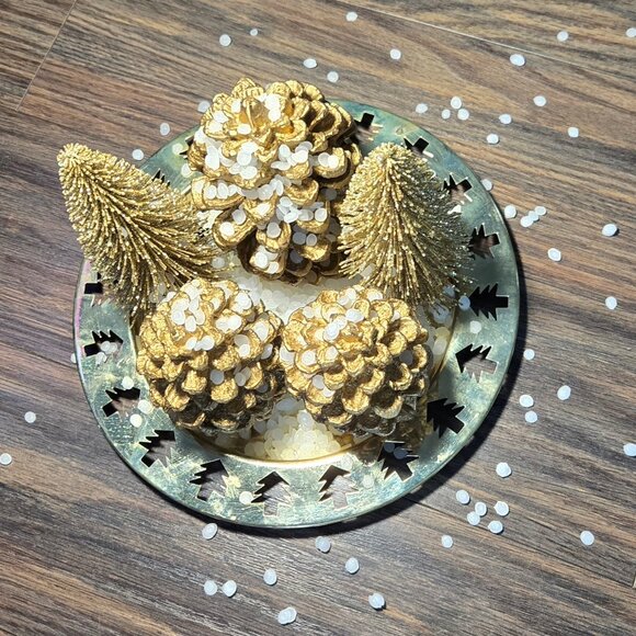 NEWBURY COLLECTION Golden Pinecone Candle Garden NEW IN BOX! - Picture 8 of 14